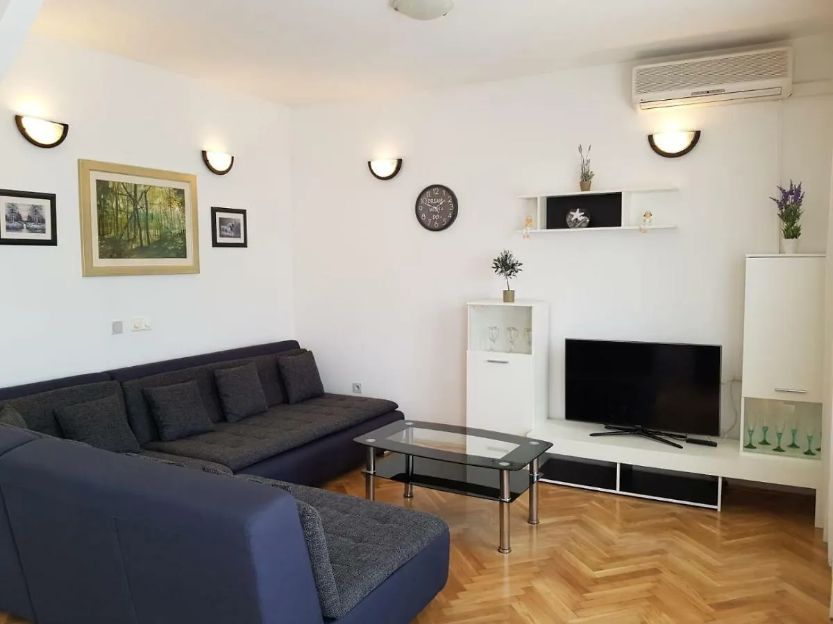 Apartment Mate Kastela