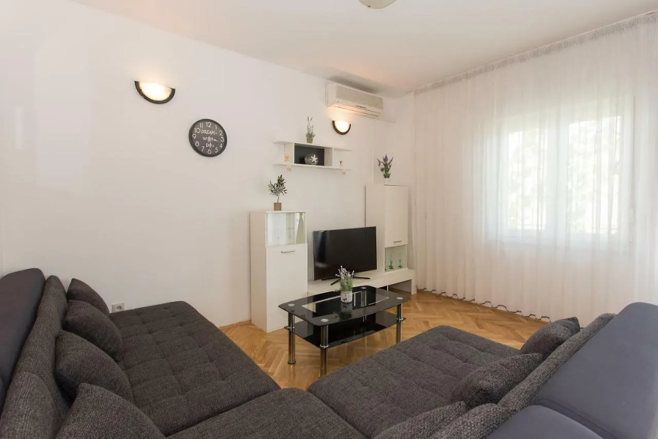 Apartment Mate Kastela