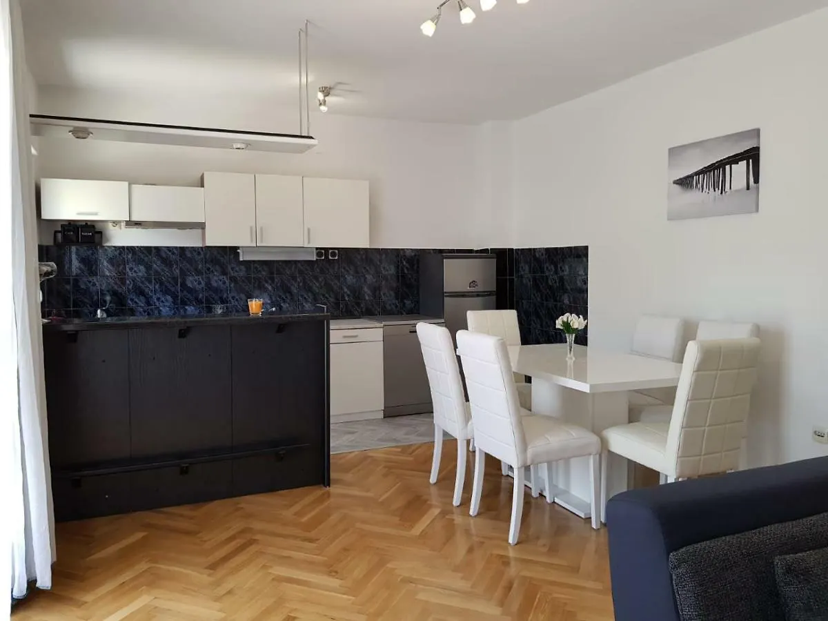 Apartment Mate Kaštela